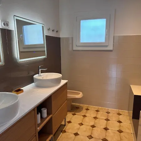 3 Ch Avec Jardin Dans Un Hameau Paisible Villa Saint-Genis-Laval
