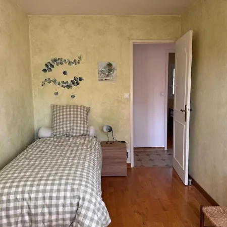 Villa 3 Ch Avec Jardin Dans Un Hameau Paisible