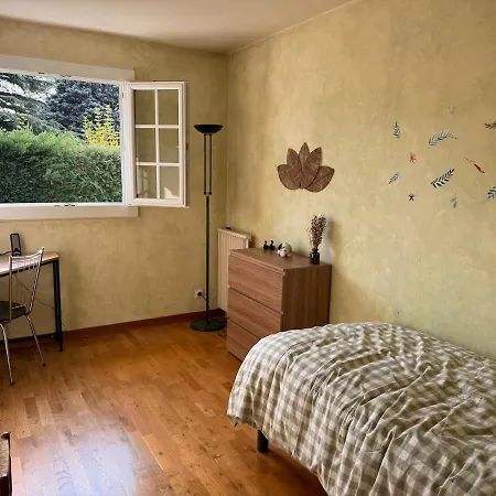 3 Ch Avec Jardin Dans Un Hameau Paisible *
